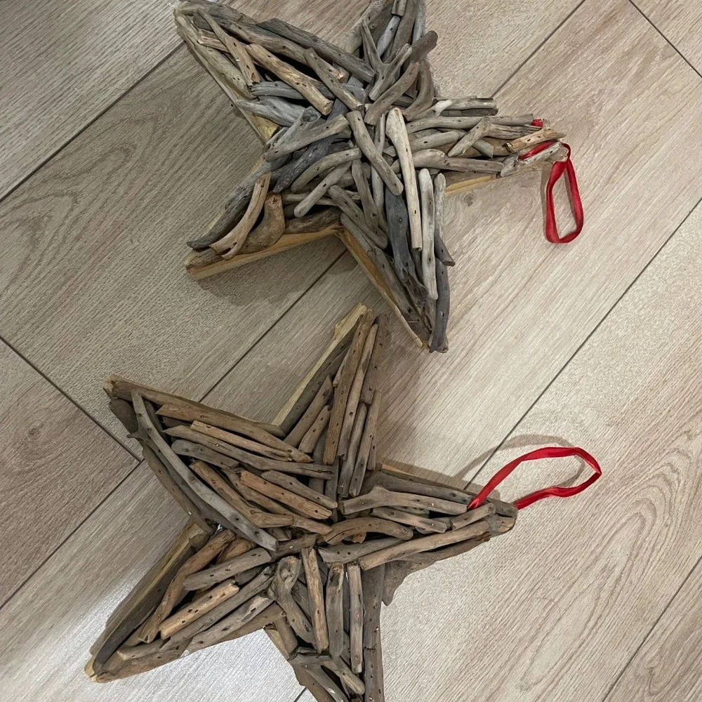 Crate & Barrel Driftwood Star Decor – Set of 2